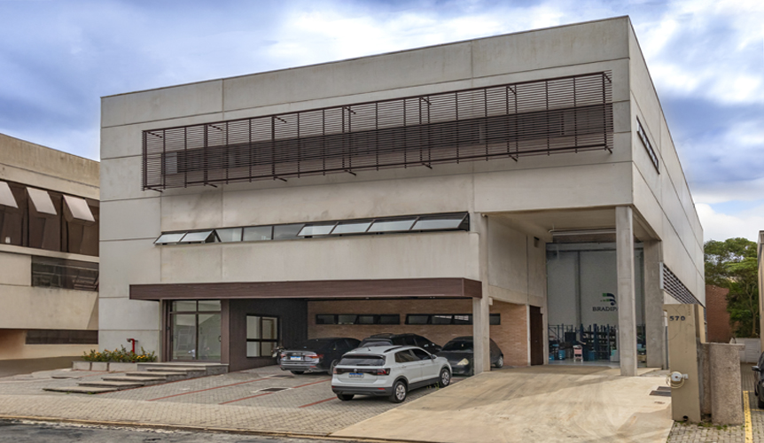 Bradipar fabricante de peças de reposição para veículos pesados